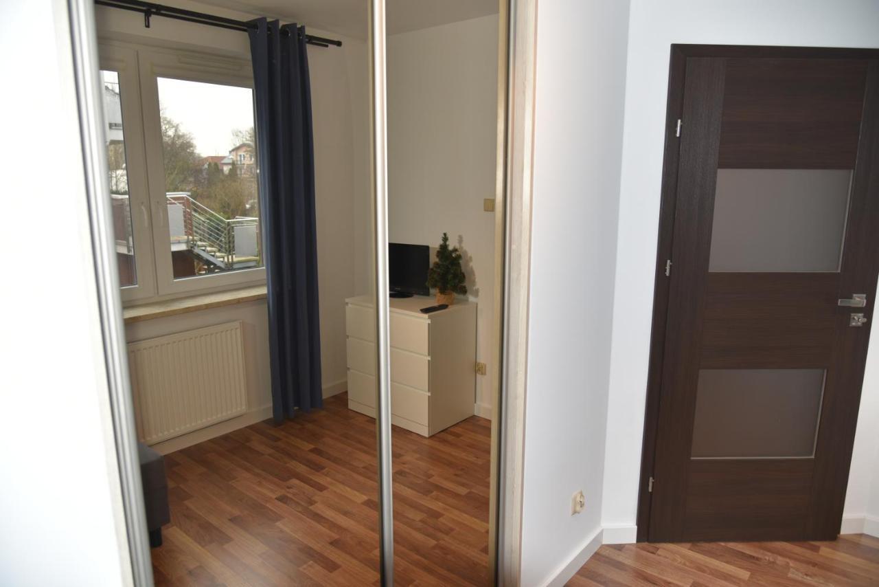 Apartament Jantar Z Ogrodem Kolobrzeg Exterior photo