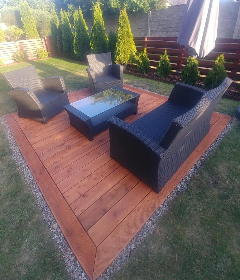 Apartament Jantar Z Ogrodem Kolobrzeg Exterior photo